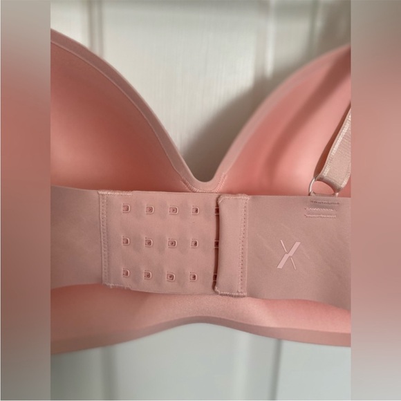 Knix Blush Seamless WingWoman Wireless Bra Size 42D - Picture 3 of 10